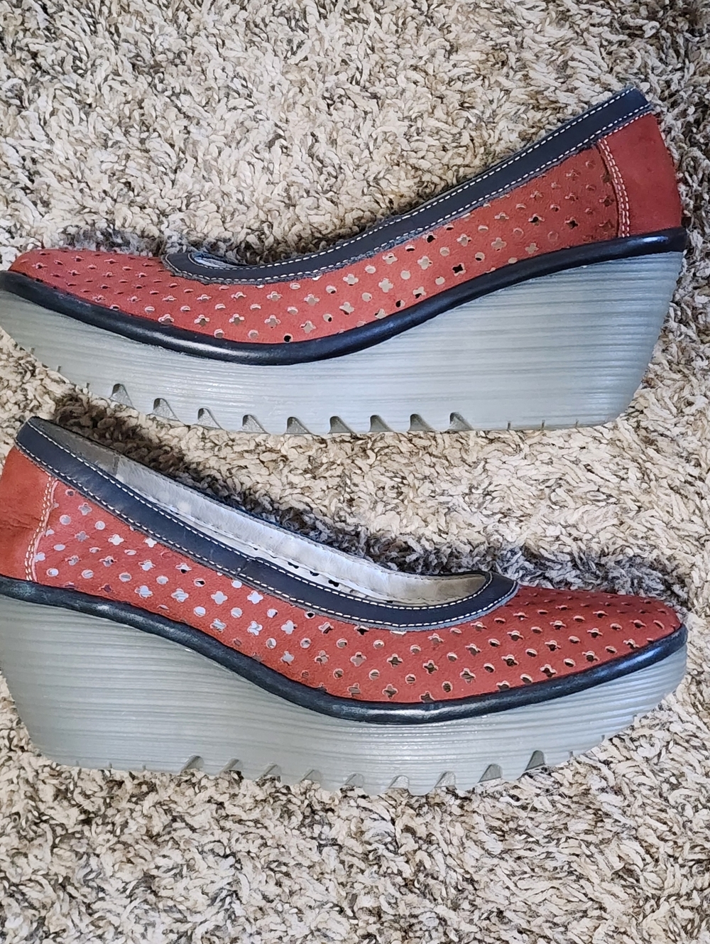 Fly London Yika Perforated Leather Wedge Sandals Women's Size 42 10.5US Red New - Picture 6 of 11